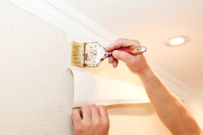 Pose de papier peint à Sinard — revêtements muraux et toiles de verre